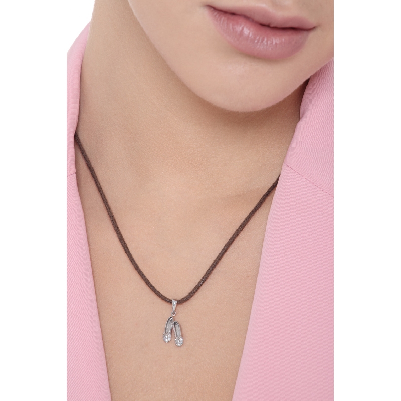 Pendentif chaussures de danse en or blanc 18K avec zircones Pendentif chaussures de danse en or blanc 18K avec zircones