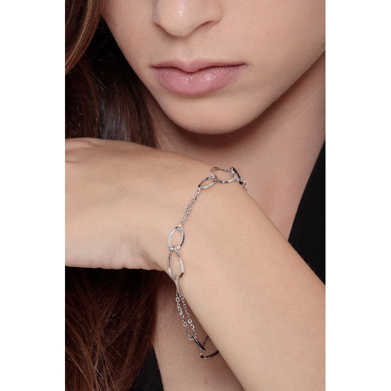 Bracelet en or blanc 18k avec maillons ovales