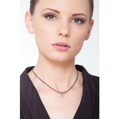 Pendentif cœur en Or Blanc 18k avec zircones