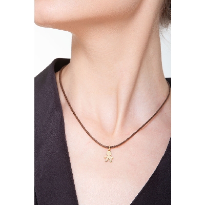 Pendentif en forme d’enfant en or jaune 18K