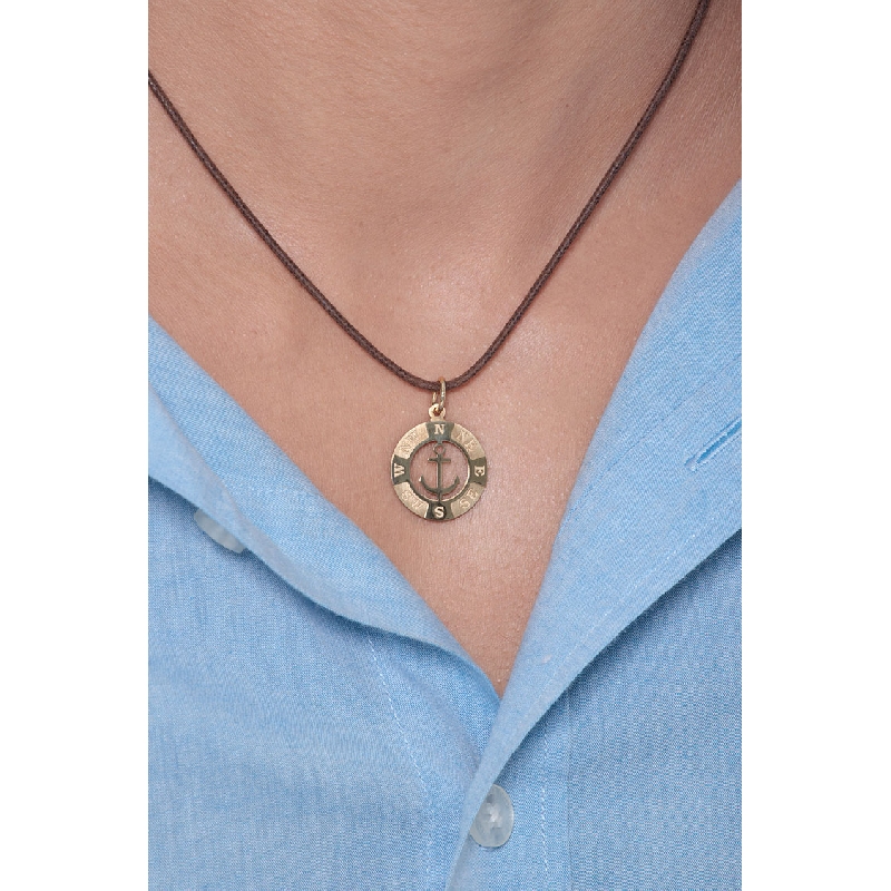 Pendentif  ancre en or jaune 18k rose des vents Pendentif  ancre en or jaune 18k rose des vents