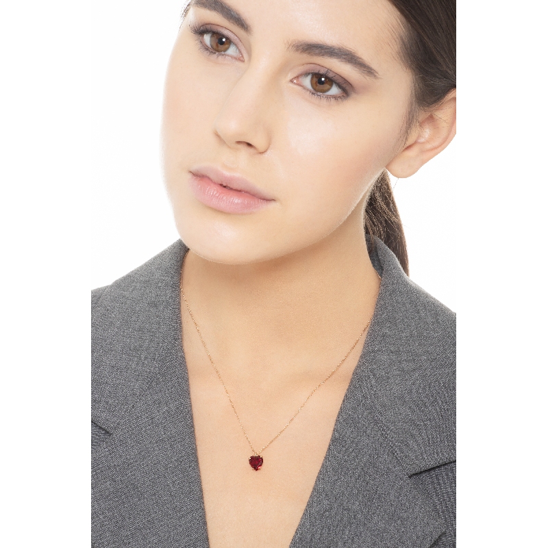 Collier en or rose 18k avec pendentif et zircon rouge Collier en or rose 18k avec pendentif et zircon rouge