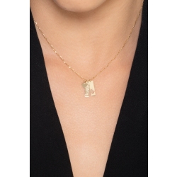 Collier en or jaune 18k avec trois breloques 2