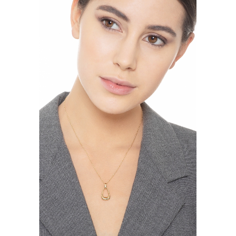 Collier en or jaune 18k avec pendentif triangle 