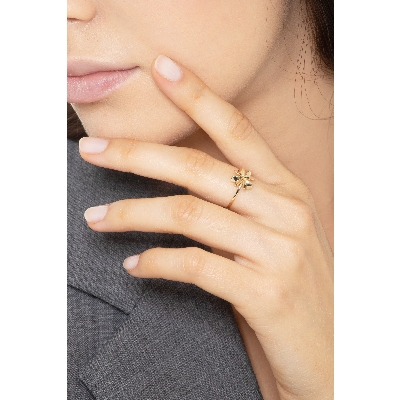 Bague or jaune 18k avec un trèfle à quatre feuilles