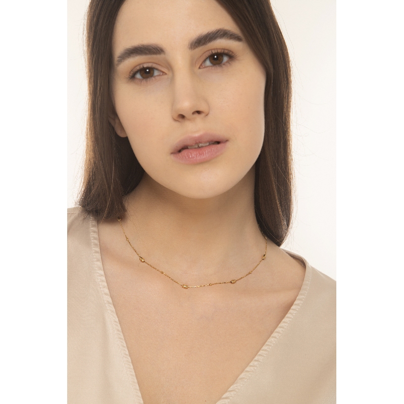 Collier en or jaune 18k avec perles diamantées Collier en or jaune 18k avec perles diamantées