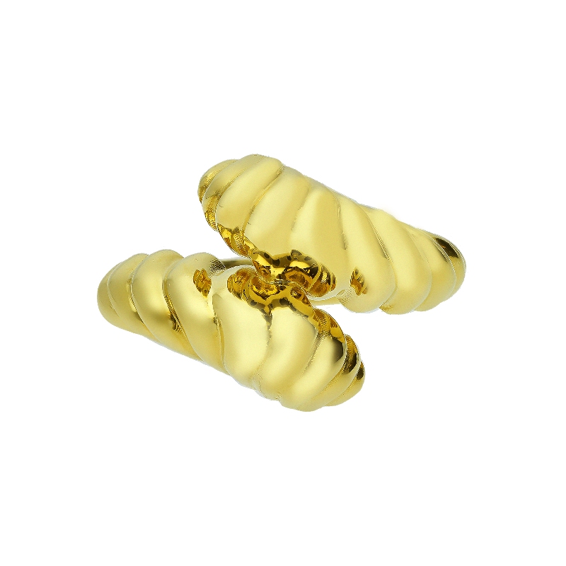 Anneau toi et moi contrarié en or jaune 18k avec torsion graduée Anneau toi et moi contrarié en or jaune 18k avec torsion graduée