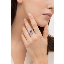Bague halo en or blanc 18k avec tanzanite ovale et diamants 2