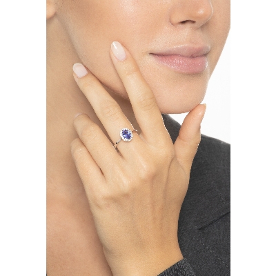 Bague en or blanc 18k avec tanzanite et diamants