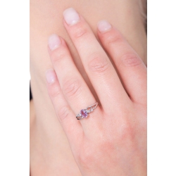 Bague fine en or blanc 18 carats avec améthyste ovale et diamants 2