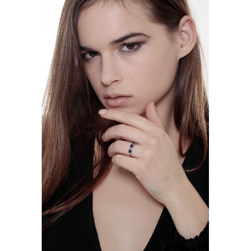 Bague femme avec saphirs bleus et diamants or 750