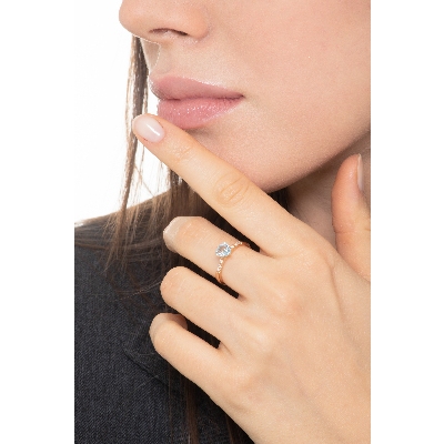 Bague en or rose 18k avec aigue marine cœur et diamants