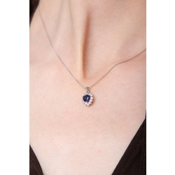 Collier cœur en or blanc avec saphir et diamants 2