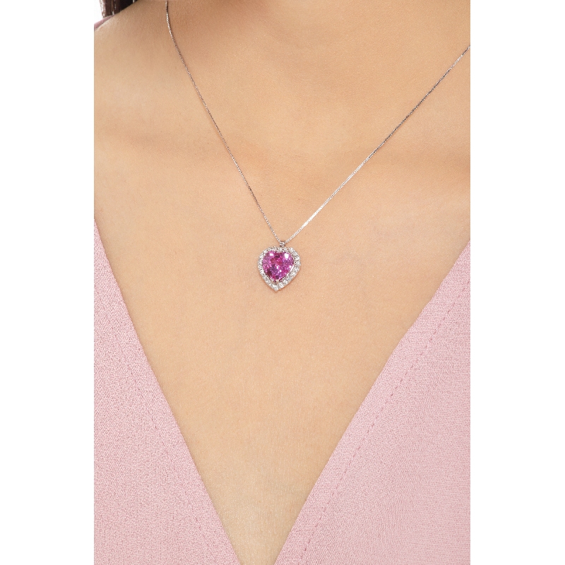 Collier en or blanc 18k avec cœur saphir rose et diamants
