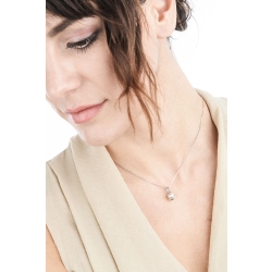 Collier en or blanc 18k avec diamants brillants et perle naturelle 7 mm 2