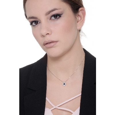 Collier en or blanc 750 avec diamants et saphir bleu