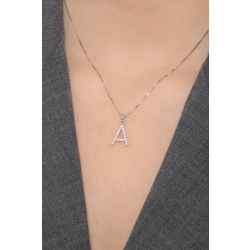 Collier avec lettre A en or blanc 750 et diamants  2