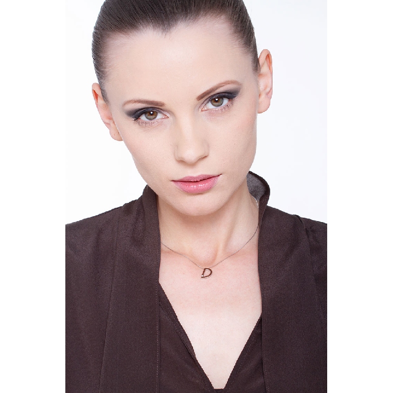 Collier avec lettre  D en or blanc et diamants Collier avec lettre  D en or blanc et diamants