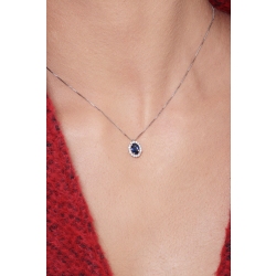 Collier halo en or blanc 18K saphir bleu entouré de diamants 2