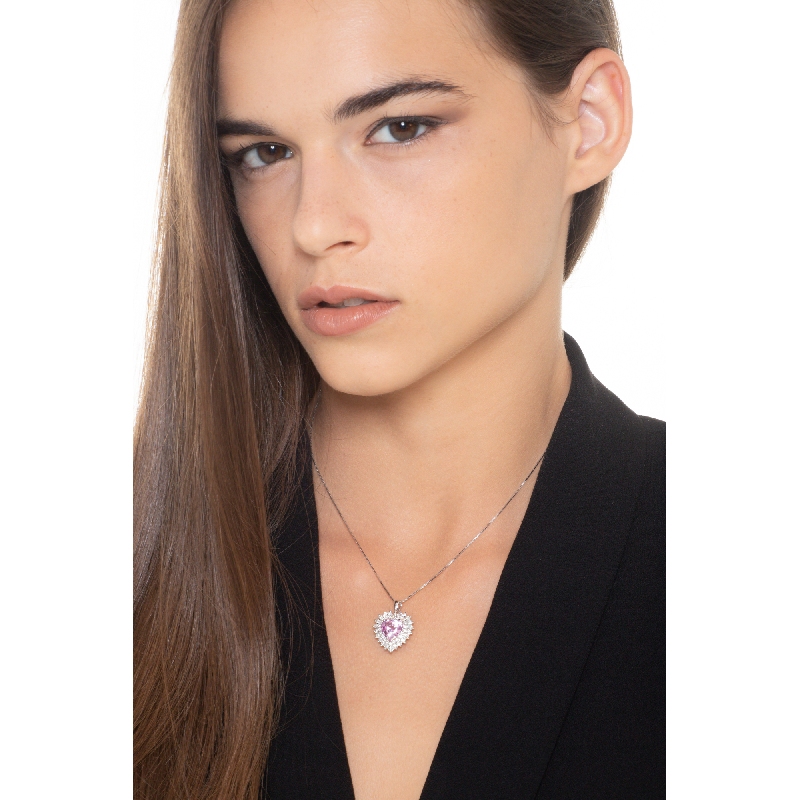 Pendentif en or blanc 18k  saphir rose cœur entouré de brillants Pendentif en or blanc 18k  saphir rose cœur entouré de brillants