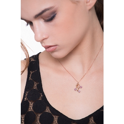 Collier femme en or rose et blanc 18k avec diamants et rubis