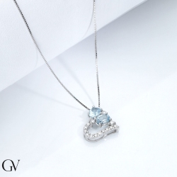 Collier en or blanc 18k avec pendentif en forme de cœur et aigue-marines et diamants 2
