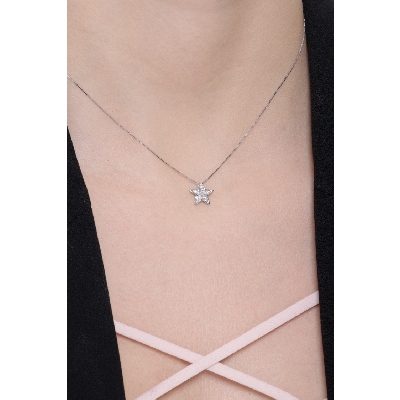 Collier étoile pavé diamants or blanc 18k