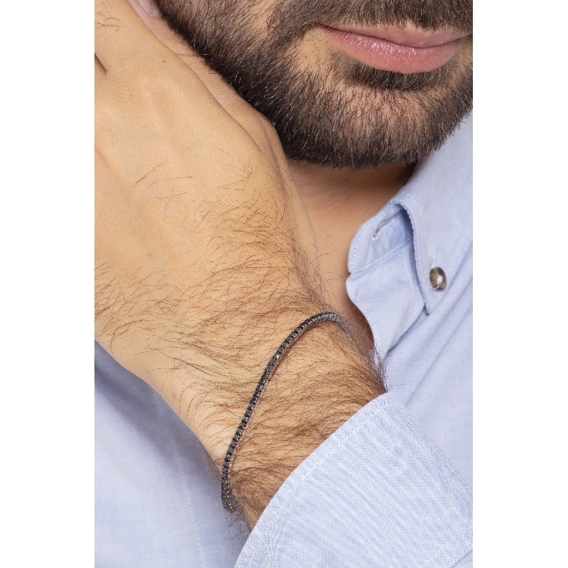 Bracelet tennis à griffes en or blanc 18k avec diamants noirs