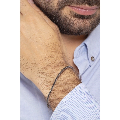 Bracelet tennis à griffes en or blanc 18k avec diamants noirs