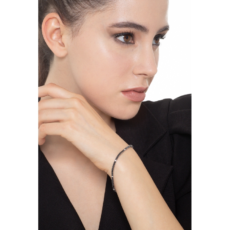 Bracelet Tennis avec Diamants Noirs et Blancs en Or Blanc