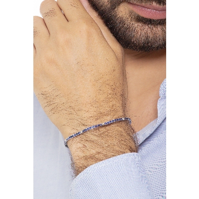 Bracelet Tennis en or blanc 18 carats avec des saphirs bleus et  diamants