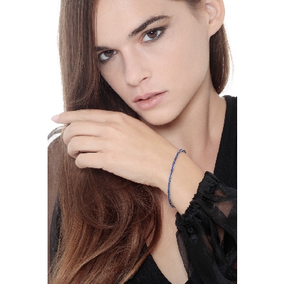 Bracelet Tennis or blanc 18k avec saphirs bleus 3.96 ct