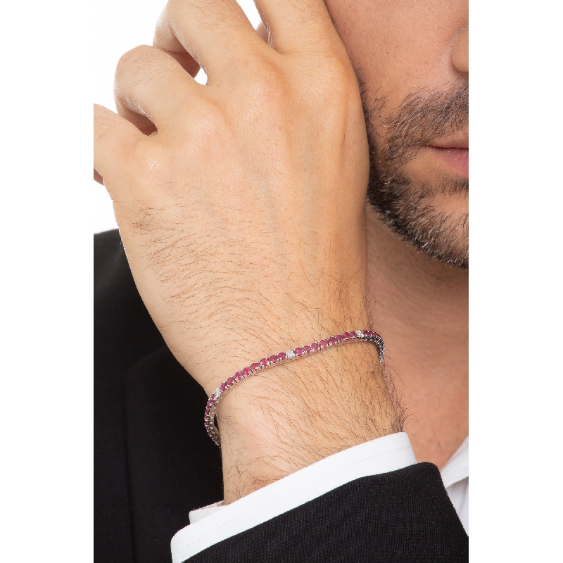 Bracelet tennis à griffes en or blanc 18k avec rubis Bracelet tennis à griffes en or blanc 18k avec rubis