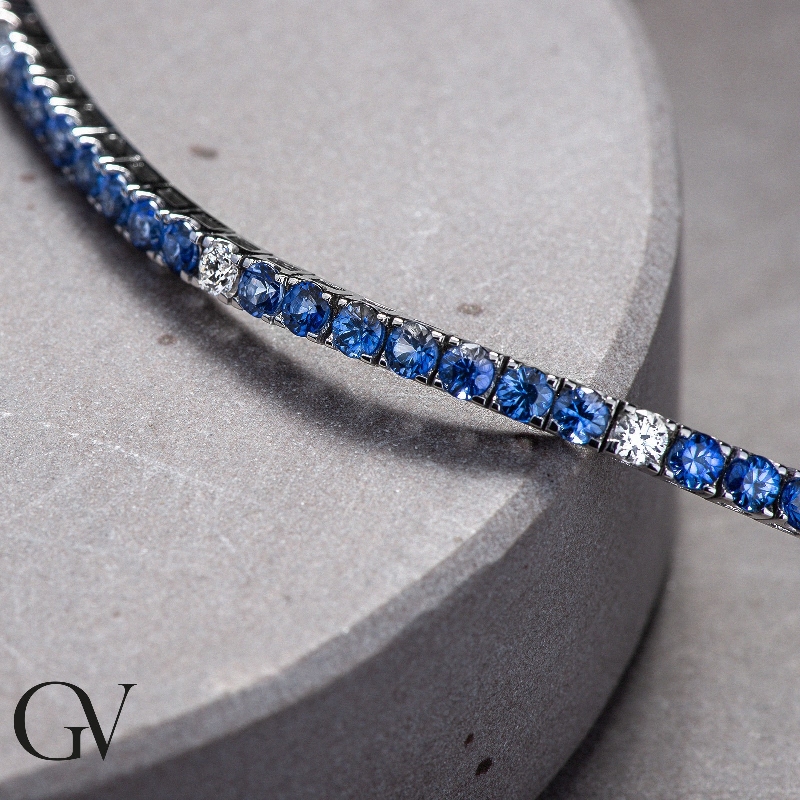 Bracelet riviere en Or Blanc 18k avec Saphir Bleu Bracelet riviere en Or Blanc 18k avec Saphir Bleu