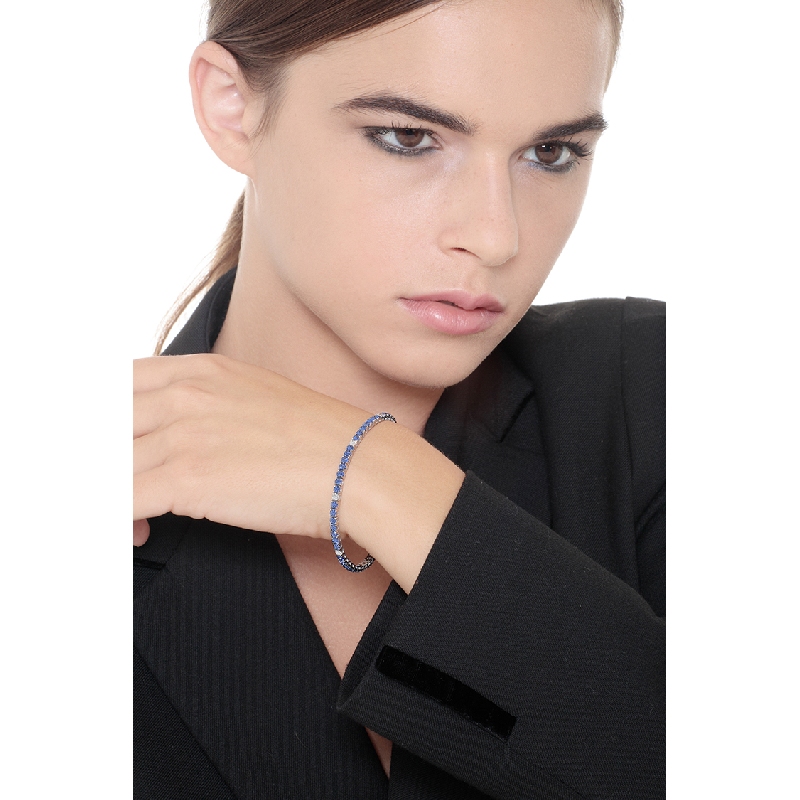 Bracelet riviere en Or Blanc 18k avec Saphir Bleu Bracelet riviere en Or Blanc 18k avec Saphir Bleu