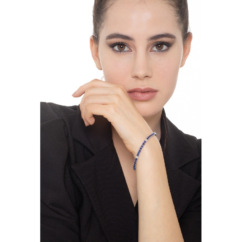 Bracelet Riviere Or Blanc 750 & Saphirs Bleus Bracelet Riviere Or Blanc 750 & Saphirs Bleus