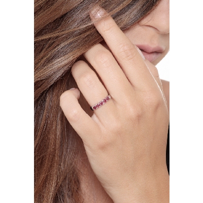Bague Alliance 5 Pierres en Or Blanc 18k avec Rubis