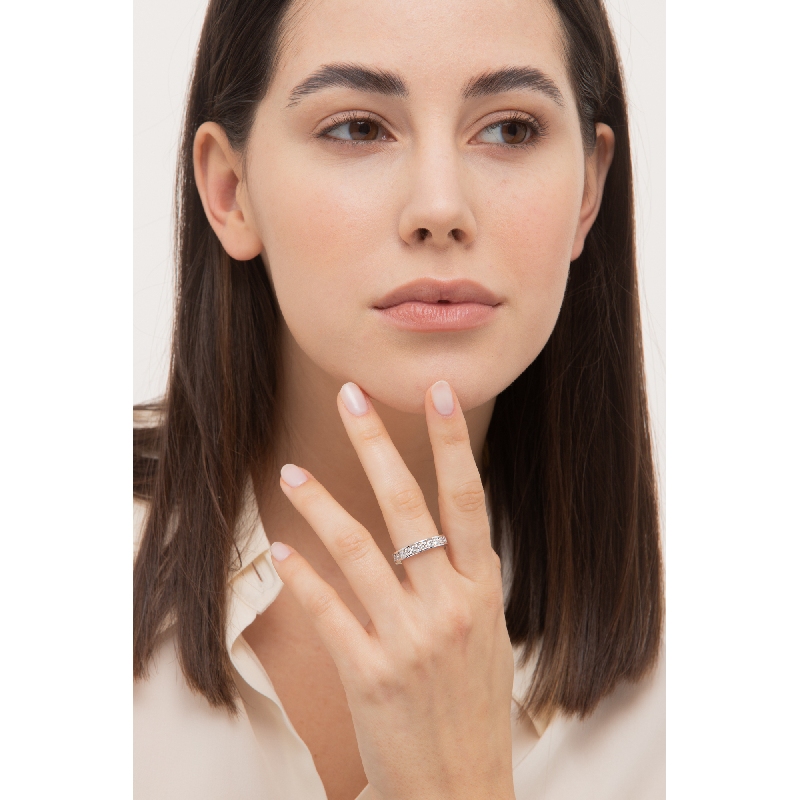 Bague Eternity femme en or blanc 18k avec diamants  Bague Eternity femme en or blanc 18k avec diamants