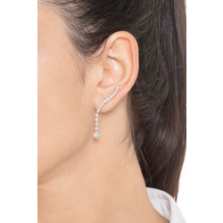 Boucles d’oreilles pendantes souples en or blanc 18k avec diamants 2