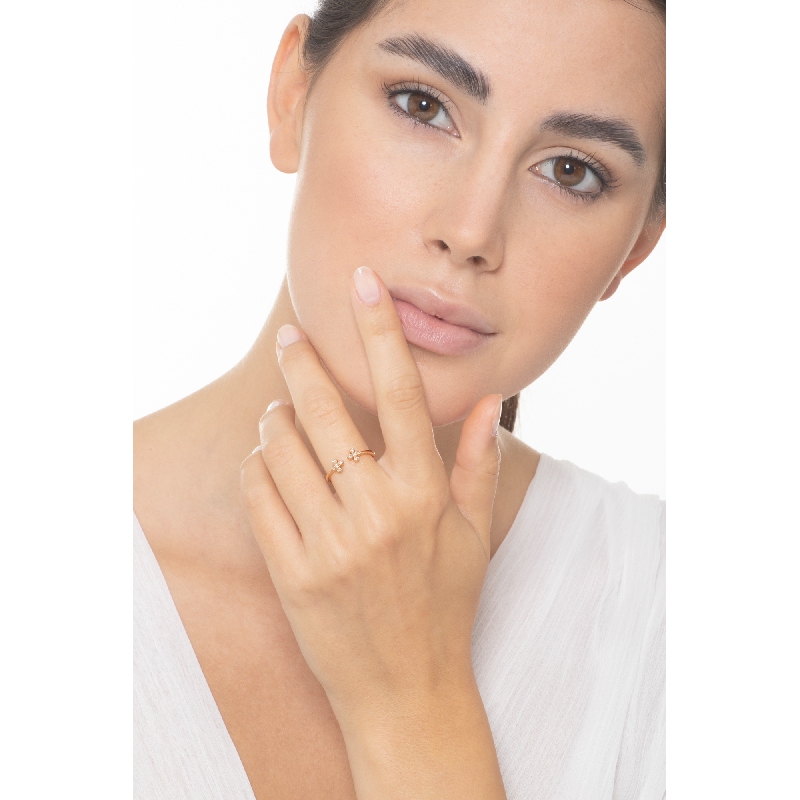 Bague ouverte or rose 18k avec croix en diamants