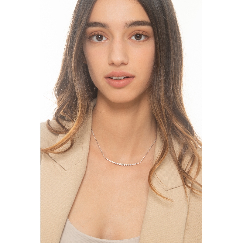 Collier ras du cou en Or 750 avec maillon diamant Collier ras du cou en Or 750 avec maillon diamant