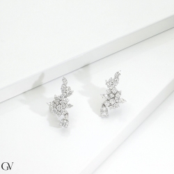 Boucles d’oreilles fantaisie en or blanc 18 carats avec diamants 2