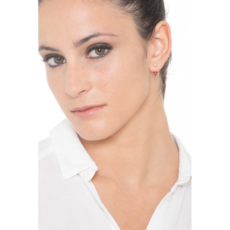 Mono boucle d’oreille en or blanc 18k rubis et diamant Mono boucle d’oreille en or blanc 18k rubis et diamant