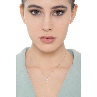 Collier lettre C or blanc 18k diamants