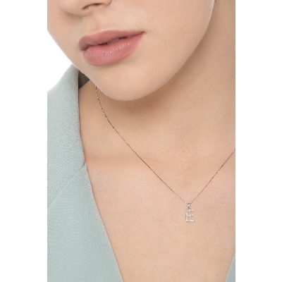 Collier avec lettre  E or blanc et diamants