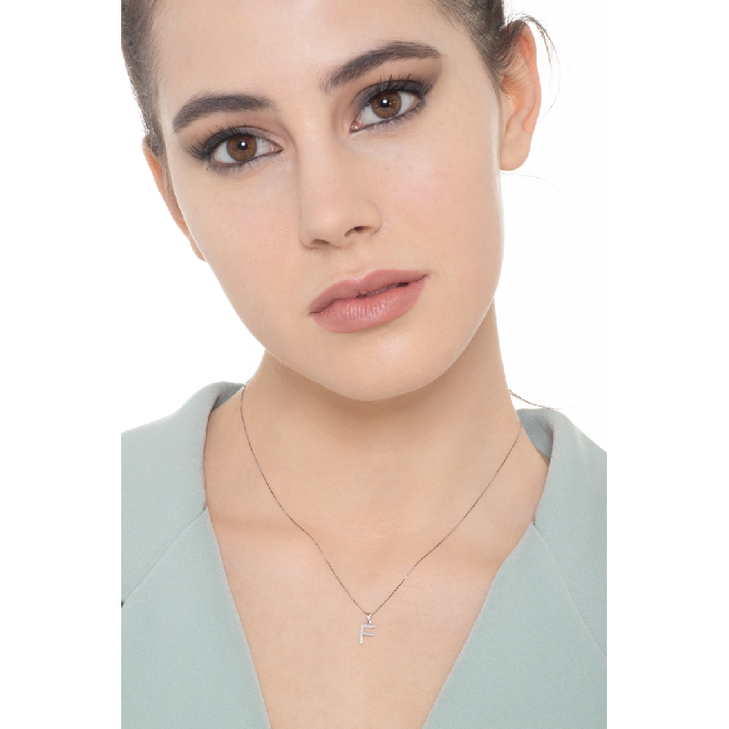 Collier lettre F en or blanc 18k avec pendentif