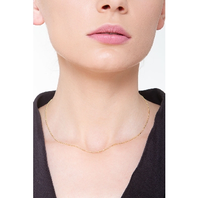 Collier avec de petites perles en or jaune 18 carats