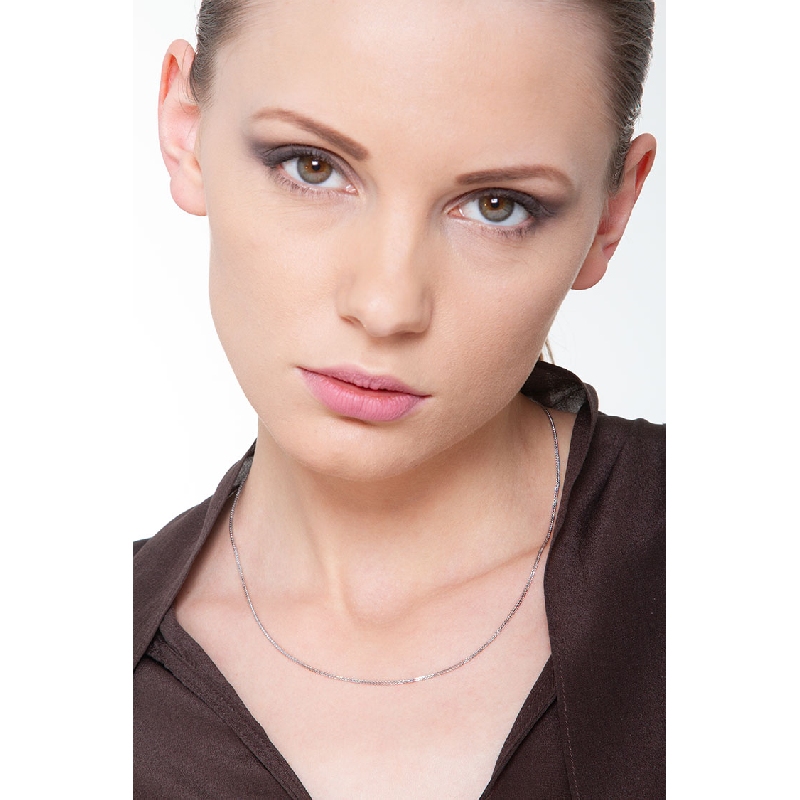 Chaîne en or blanc 18k maille vénitienne Chaîne en or blanc 18k maille vénitienne