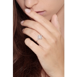Bague fleur en or blanc 18k avec diamants 2