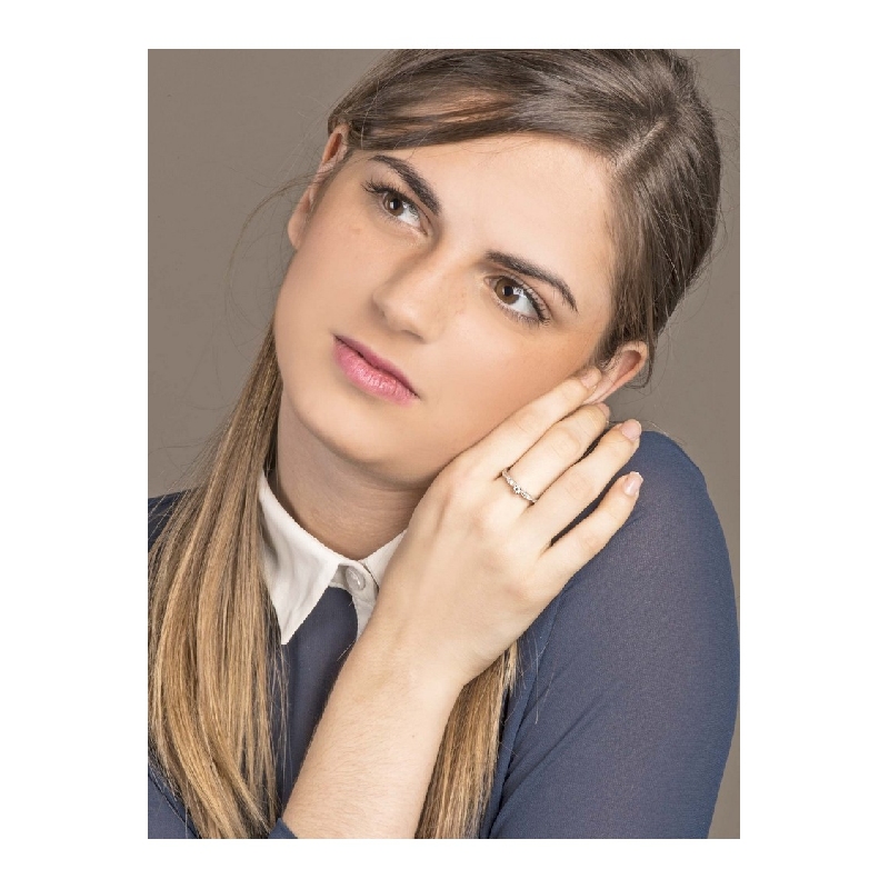 Bague de fiançailles solitaire en or blanc 18k avec motif feuille